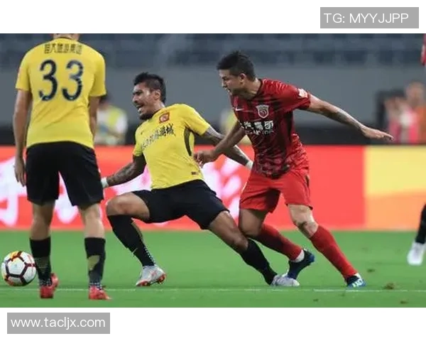 广州足球队以54分稳居锦标赛积分榜首位争冠形势一片大好 广州足球队以54分稳居锦标赛积分榜首位争冠形势一片大好